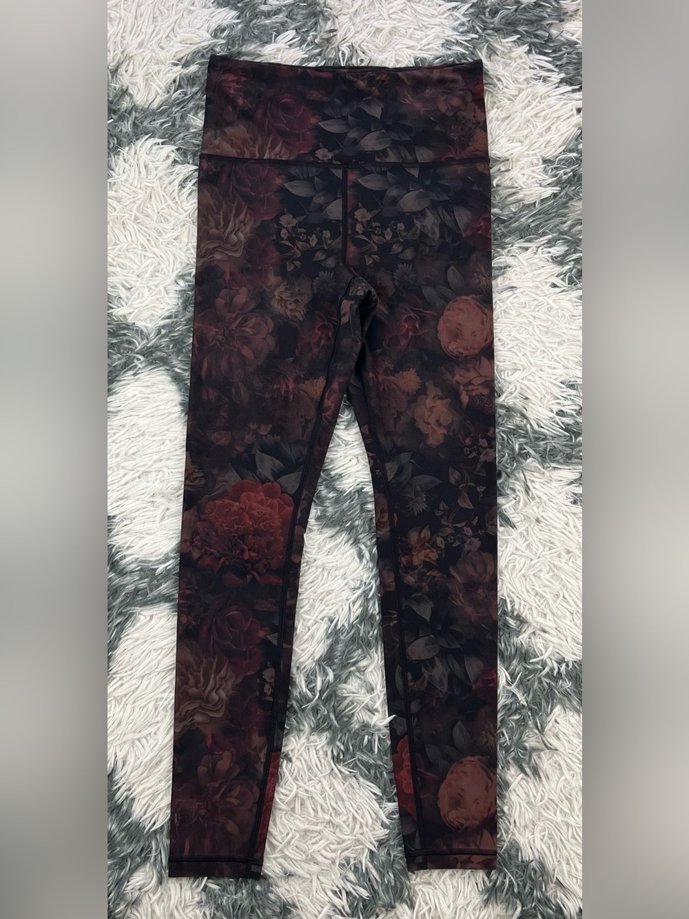 Athleta Women’s Elation Printed Tight Red Floral High Rise Yoga Leggings Size S